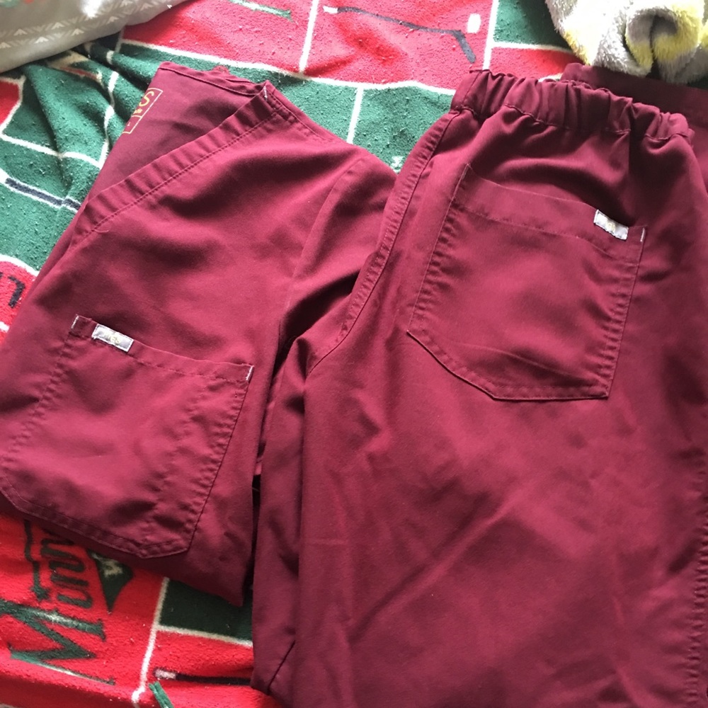 Burgundy FIGS set